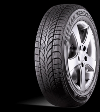 Bridgestone BLIZZAK LM32C 215/60 R16C 103T 
